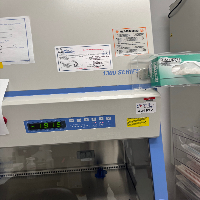 Thermo 1300 Series A2 4' BioSafety Cabinet image 0